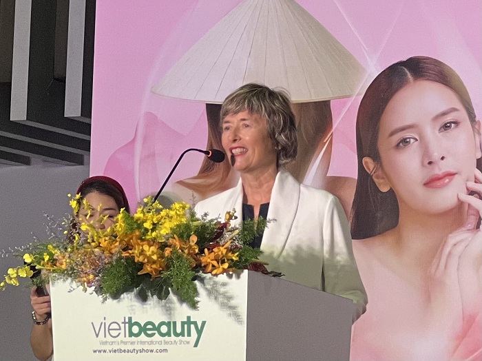 Bà Claudia Bonfiglioli – Tổng Giám đốc Beauty in Informa Markets phát biểu khai mạc